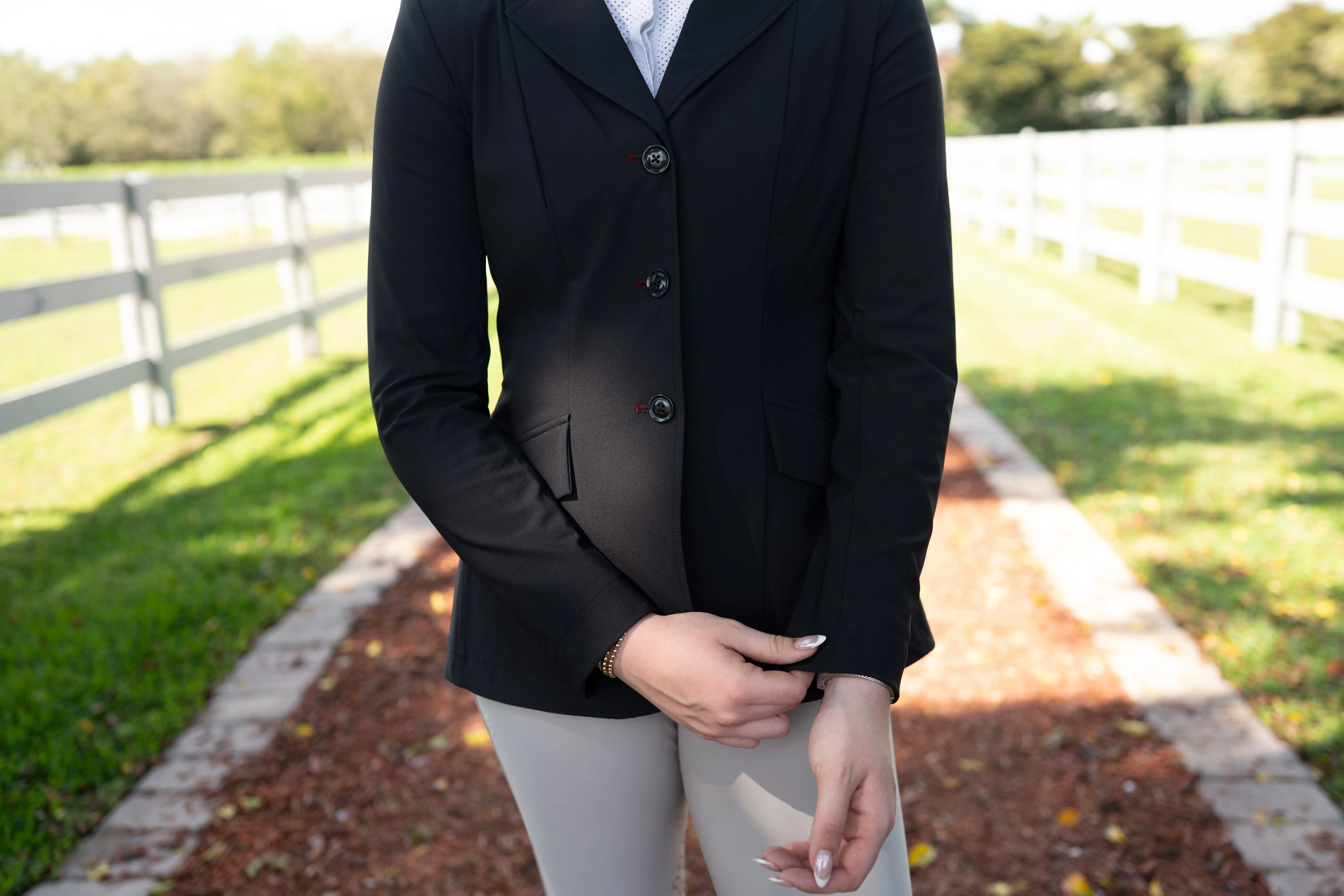 Grand Prix Ladies EQJ Classic 3 Button Show Jacket, Black with Burgundy Collar - Image 5